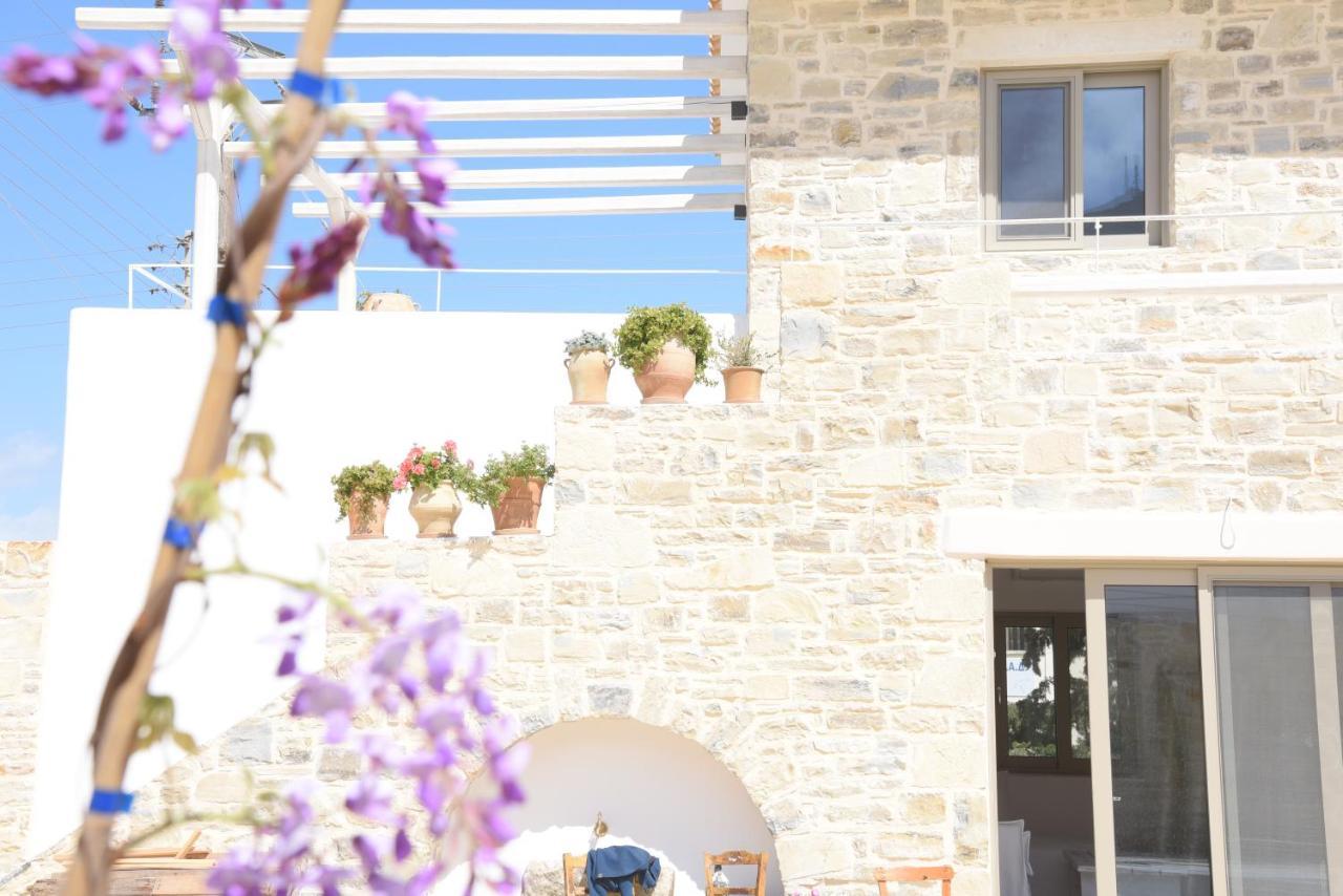 Laini Luxury Suites Pombia エクステリア 写真