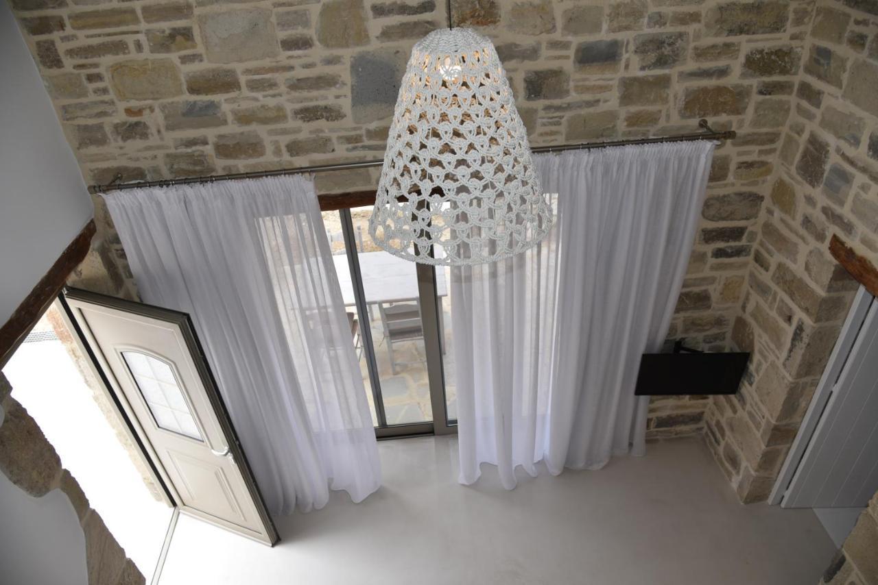 Laini Luxury Suites Pombia エクステリア 写真